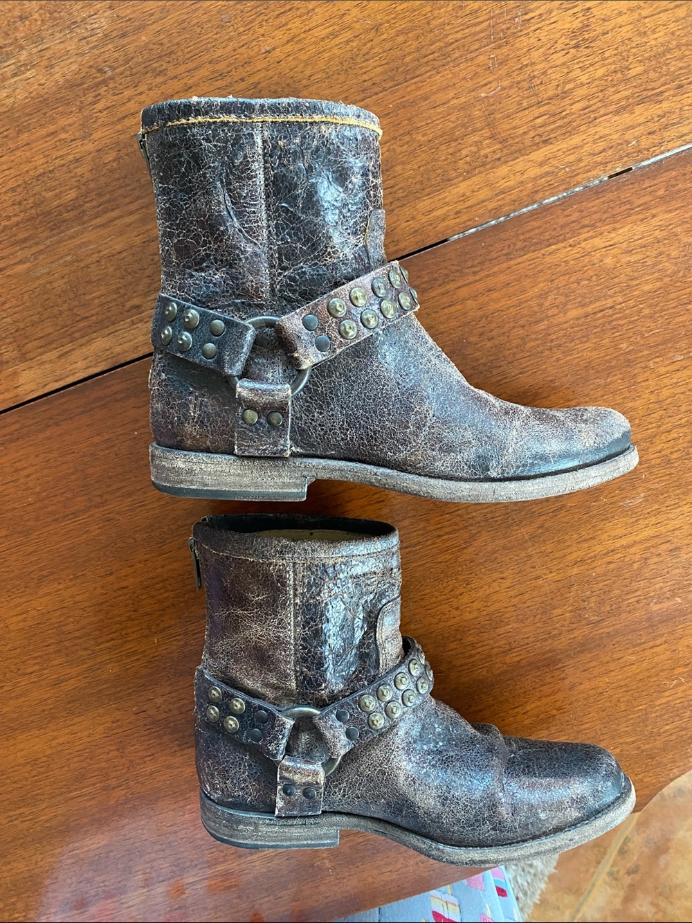 FRYE Studded Brown Leather Ankle Boots - Picture 4 of 11